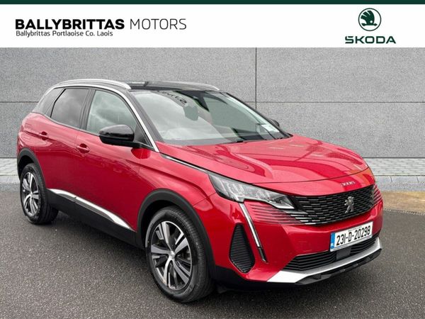 Peugeot 3008 MPV, Petrol, 2023, Red