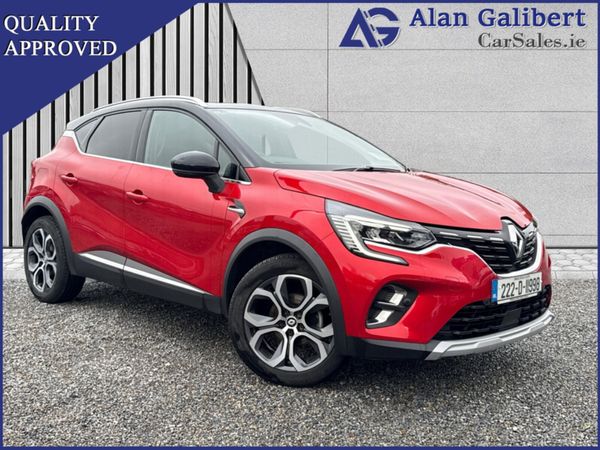 Renault Captur Hatchback, Petrol, 2022, Red