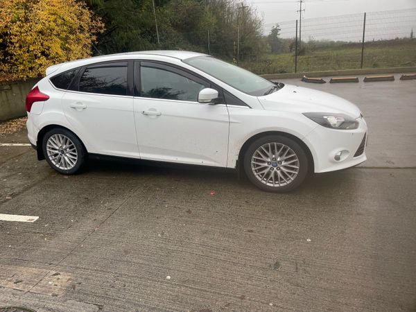 Ford Focus Hatchback, Diesel, 2013, White