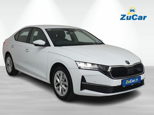 Skoda Octavia Saloon, Diesel, 2024, White
