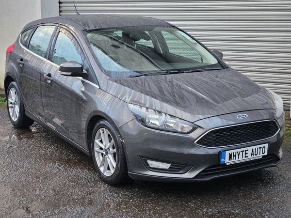 Ford Focus Hatchback, Petrol, 2015, Grey