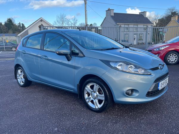 Ford Fiesta Hatchback, Petrol, 2010, Blue