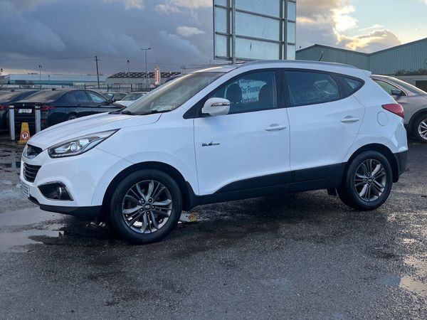 Hyundai ix35 SUV, Diesel, 2016, White
