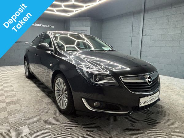 Opel Insignia Hatchback, Diesel, 2015, Black