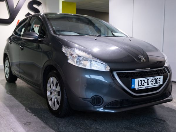 Peugeot 208 Hatchback, Petrol, 2013, Grey