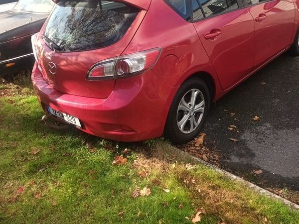 Mazda Mazda3 Hatchback, Diesel, 2012, Red