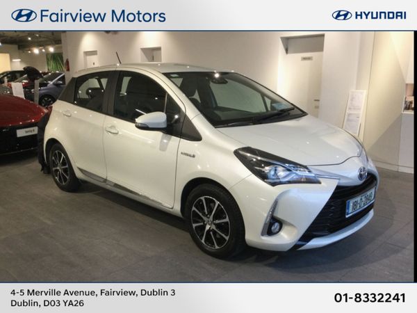 Toyota Yaris Hatchback, Petrol Hybrid, 2018, White