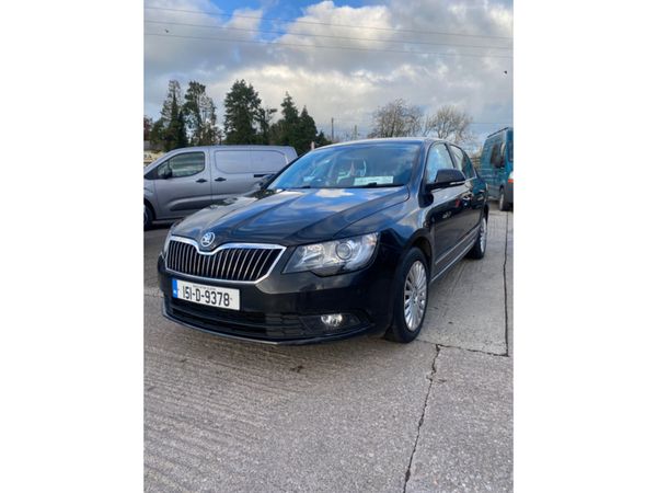 Skoda Superb Hatchback, Diesel, 2015, Black