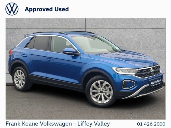 Volkswagen T-Roc Hatchback, Petrol, 2025, Blue