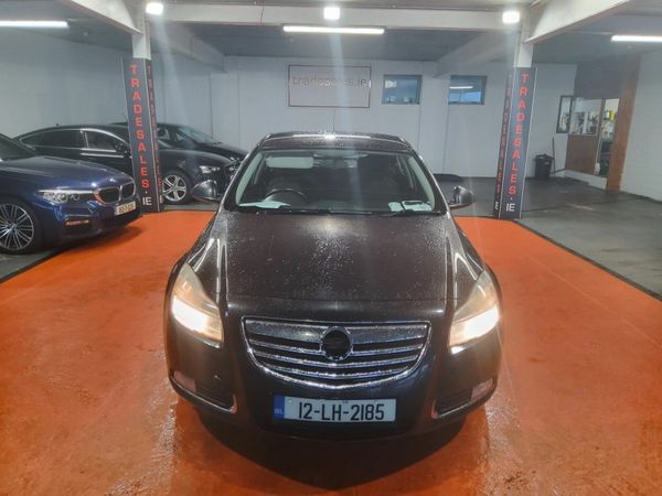 Vauxhall Insignia Hatchback, Diesel, 2012, Black