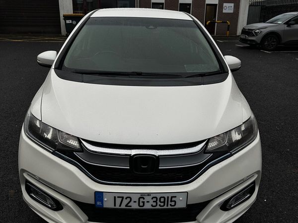 Honda Fit Hatchback, Petrol Hybrid, 2017, White