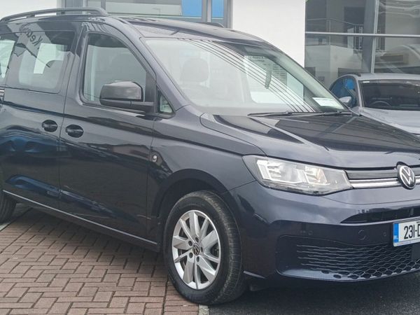 Volkswagen Caddy Maxi Life MPV, Diesel, 2023, Blue