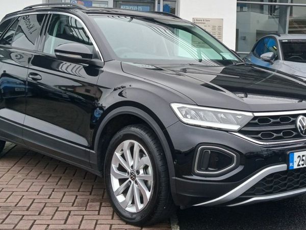 Volkswagen T-Roc SUV, Petrol, 2025, Black