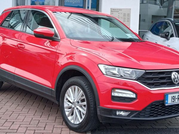 Volkswagen T-Roc SUV, Petrol, 2019, Red