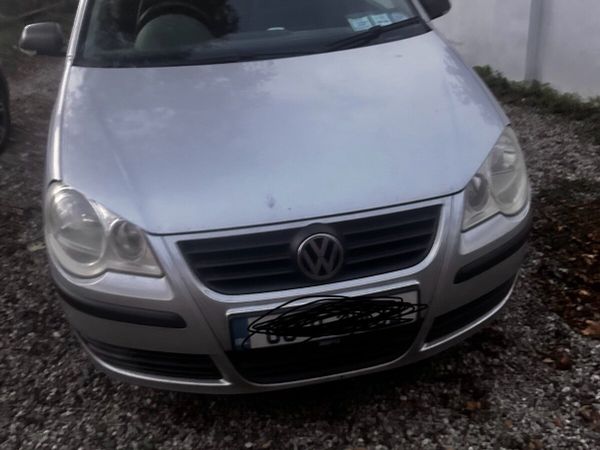Volkswagen Polo Hatchback, Petrol, 2006, Silver