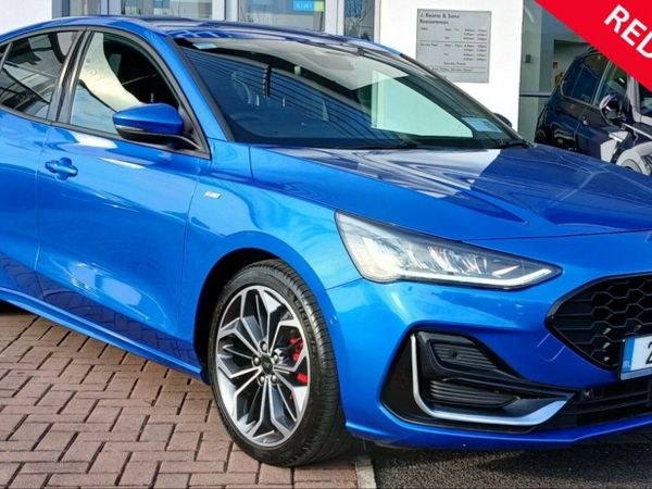 Ford Focus Hatchback, Petrol, 2023, Blue