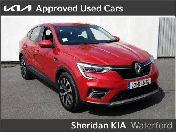 Renault Arkana Hatchback, Petrol, 2022, Red