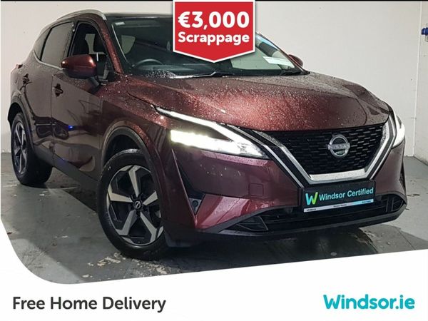 Nissan Qashqai MPV, Petrol, 2024, Red
