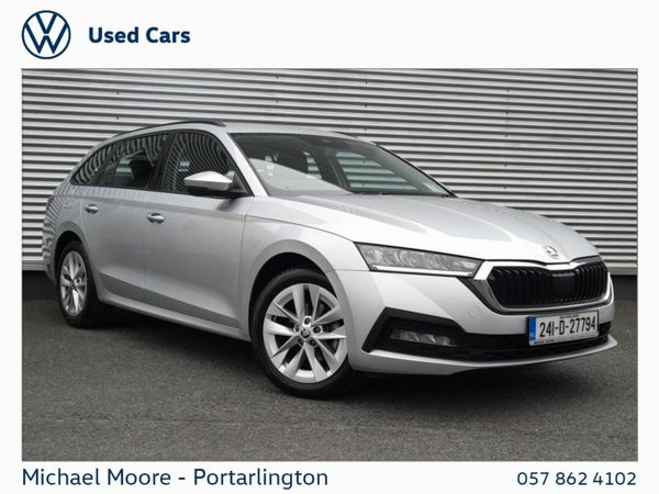 Skoda Octavia Estate, Petrol, 2024, Grey