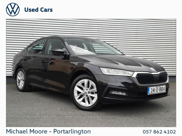 Skoda Octavia Saloon, Diesel, 2024, Black