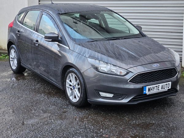 Ford Focus Hatchback, Petrol, 2015, Grey