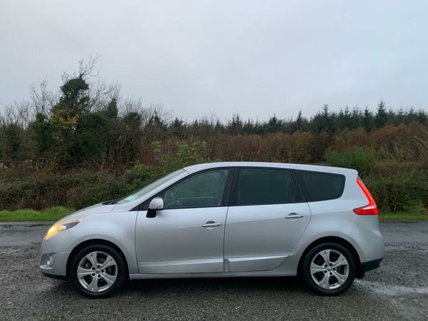 Renault Grand Scenic MPV, Diesel, 2011, Silver