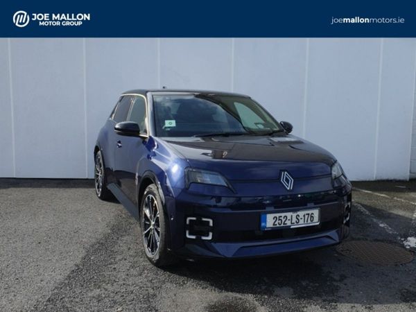 Renault 5 E-Tech Hatchback, Electric, 2025, Blue