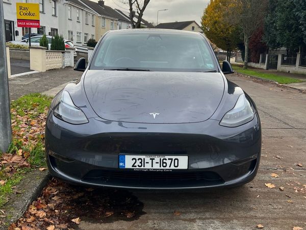 Tesla Model Y MPV, Electric, 2023, Grey
