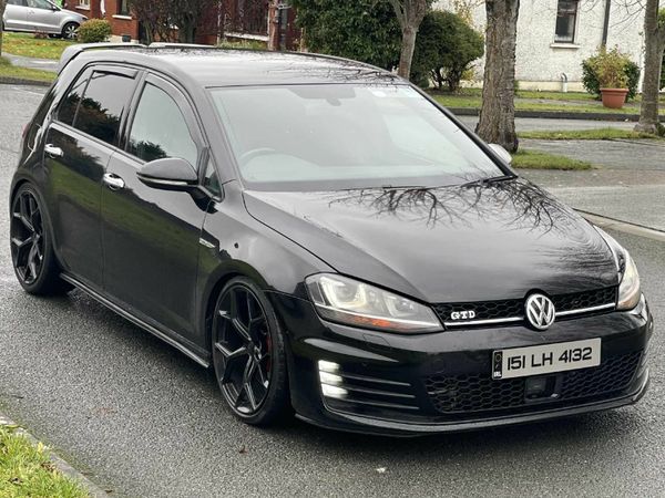 Volkswagen Golf Hatchback, Diesel, 2015, Black