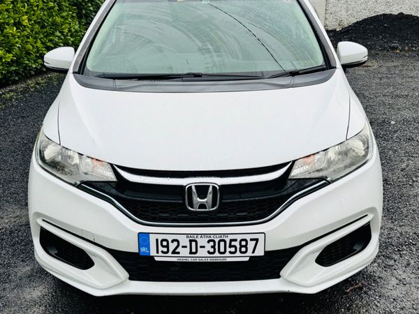 Honda Fit Hatchback, Petrol Hybrid, 2019, White