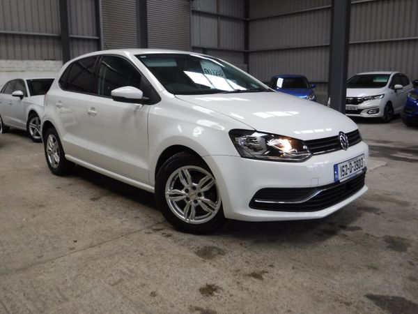 Volkswagen Polo Hatchback, Petrol, 2015, White