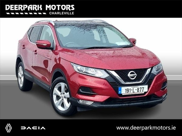 Nissan Qashqai MPV, Petrol, 2019, Red
