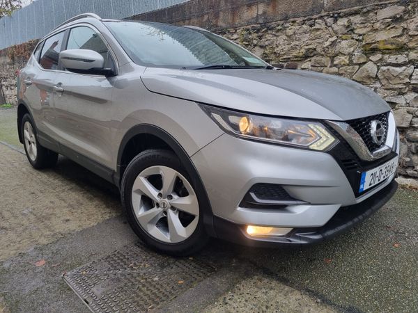 Nissan Qashqai MPV, Diesel, 2021, Grey
