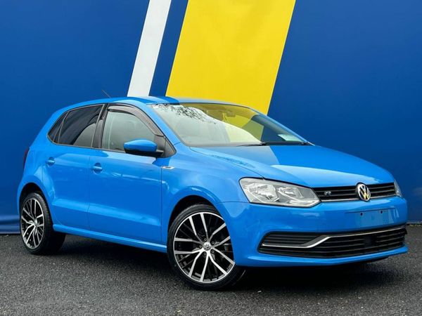 Volkswagen Polo Hatchback, Petrol, 2015, Blue