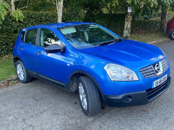 Nissan Qashqai Hatchback, Diesel, 2009, Blue