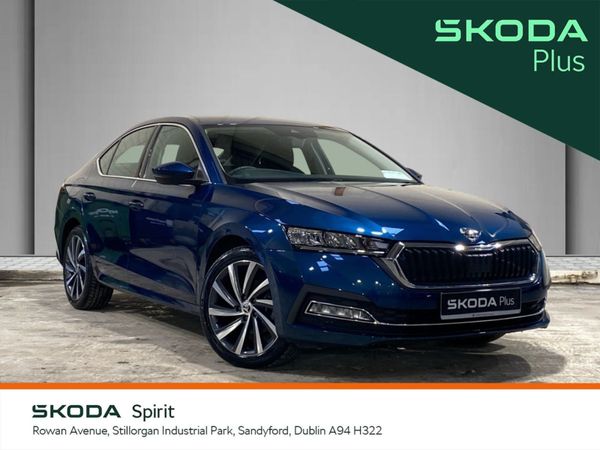 Skoda Octavia Saloon, Petrol, 2022, Blue