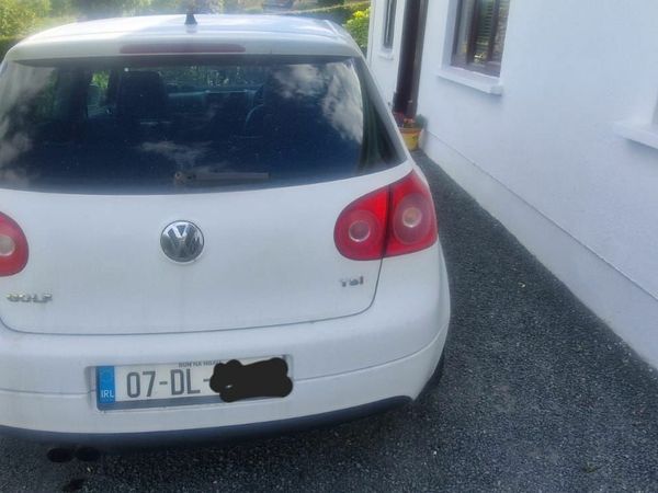 Volkswagen Golf Hatchback, Petrol, 2007, White