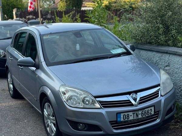 Vauxhall Astra Hatchback, Diesel, 2008, Silver