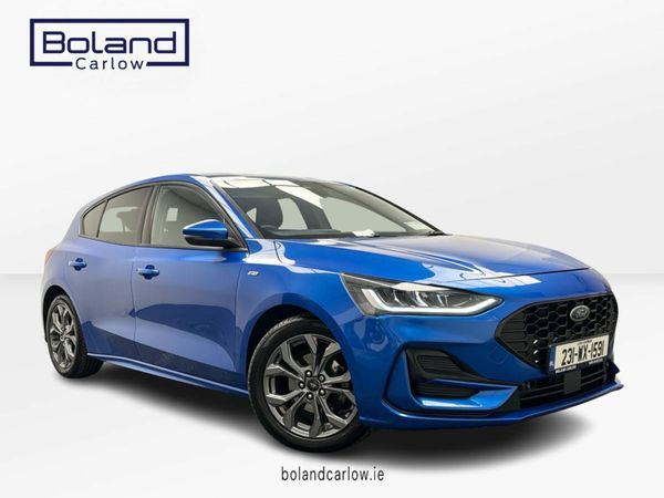 Ford Focus Hatchback, Petrol, 2023, Blue