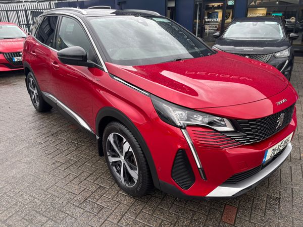 Peugeot 3008 MPV, Diesel, 2021, Red