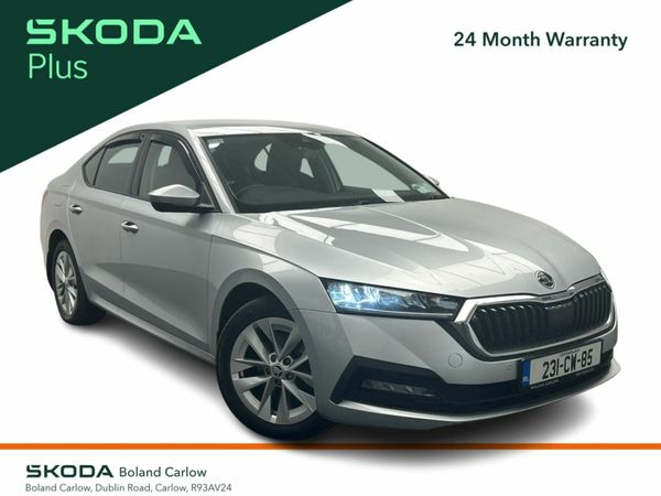 Skoda Octavia Saloon, Diesel, 2023, Grey