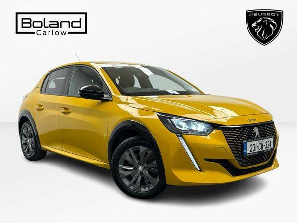 Peugeot 208 Hatchback, Electric, 2023, Yellow