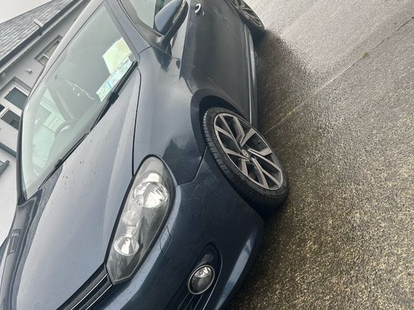 Volkswagen Golf Hatchback, Diesel, 2011, Blue