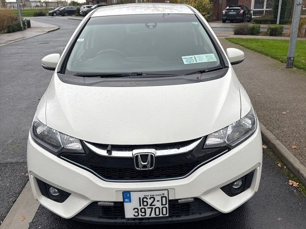 Honda Fit Hatchback, Petrol Hybrid, 2016, White