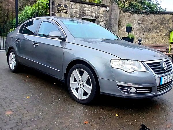 Volkswagen Passat Saloon, Diesel, 2007, Grey