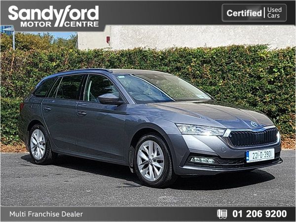 Skoda Octavia Estate, Petrol, 2022, Grey
