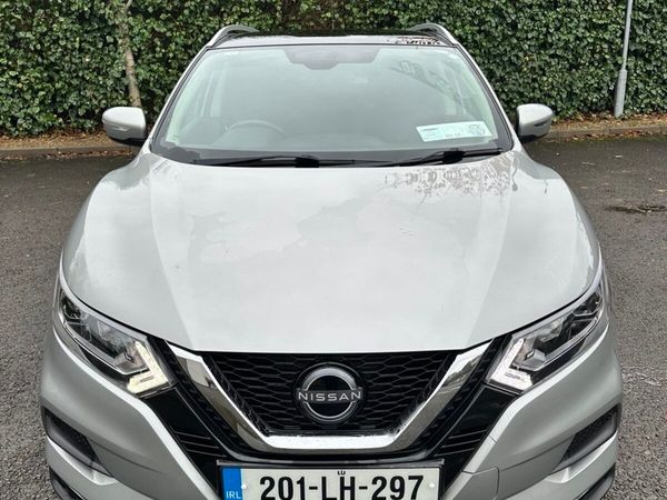 Nissan Qashqai MPV, Petrol, 2020, Grey