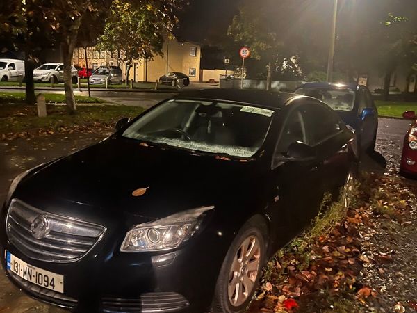 Vauxhall Insignia Hatchback, Diesel, 2013, Black
