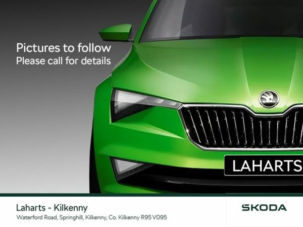 Ford Focus Hatchback, Petrol Hybrid, 2023, Red