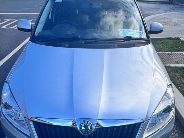 Skoda Fabia Estate/Jeep, Petrol, 2012, Silver
